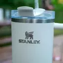 School Districts Transition to Clear Water Bottles: A New Trend for Student Hydration