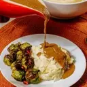 Crafting a Flavorful Vegan Gravy: A Step-by-Step Guide