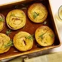 Balsamic Rosemary Melting Onions: A Flavorful Side Dish