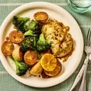 Effortless Lemon-Pepper Chicken with Roasted Vegetables: A Complete Meal Solution