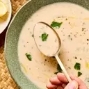 Effortless Creamy White Bean & Garlic Soup: A Culinary Delight with Just Five Ingredients