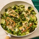 Quick & Healthy Creamy Garlic Chicken and Broccoli Skillet