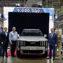 Kia's 2027 Telluride: A New Era of Hybrid Manufacturing in the U.S.