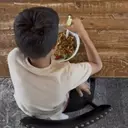 Effortless Kung Pao Chicken: A Quick Weeknight Dinner Solution for Busy Parents