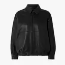 Mastering Seasonal Transitions: Effortless Spring Fashion Formulas