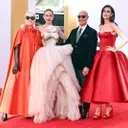 Anne Hathaway Channels Iconic Character at 'The Devil Wears Prada 2' Premiere
