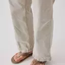 The Ultimate Guide to Men's Flip-Flops: Comfort, Style, and Durability