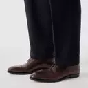 The Ultimate Guide to Men's Oxford Shoes: Styles, Selection, and Care