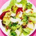 The Art of Crafting a Perfectly Balanced Green Salad