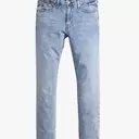 The Ultimate Guide to Athletic Fit Jeans for Muscular Builds