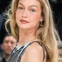 Achieve a Flawless Velvety Complexion with the Suede Skin Trend