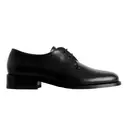 The Enduring Appeal of Oxford Shoes: A Style Renaissance