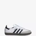 The Ultimate Guide to Women's White Sneakers: Style, Comfort, and Versatility