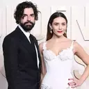 Elizabeth Olsen Expecting First Child with Husband Robbie Arnett