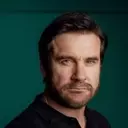 Clive Standen Joins Range Media Partners for Representation