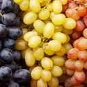 A Comprehensive Guide to Grapes: Varieties, Selection, and Culinary Uses