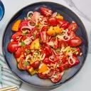 Crispy Tomato Salad: A Delightful Blend of Flavors and Textures