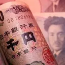 Japanese Yen Remains Weak as Investors Await Intervention, Dollar Stabilizes