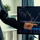 Meta's AI Strategy Boosts Stock, Attracts Investor Confidence