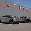 Tesla's Q2 Performance: Delivery Surge Amidst Margin Pressures and AI Investments
