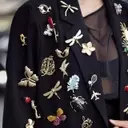 The Resurgence of Brooches: A Timeless Fashion Statement