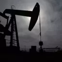 Crude Oil Prices Decline Amidst Weak Demand Outlook and Rising US Stockpiles