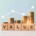 Market Dynamics: Fund Performance Amidst Economic Shifts