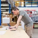 Cintas Navigates Acquisition, Eyes Growth Amidst Valuation Concerns