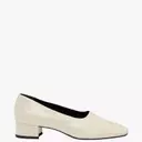 The Enduring Allure of Ballet Pumps: How Celebrities are Embracing This Chic Footwear Trend
