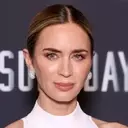 Emily Blunt to Receive Prestigious Kirk Douglas Award for Excellence in Film