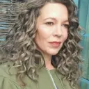 Olivia Colman's Latest Hairstyle Sparks Buzz and Admiration