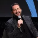 Orthodox Jewish Comedian Modi Rosenfeld's Journey to Stardom Documented, Supported by Mayim Bialik