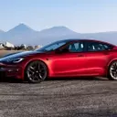 Choosing the Perfect Electric Vehicle: A Friend's Dilemma and the Porsche Taycan 4 Solution