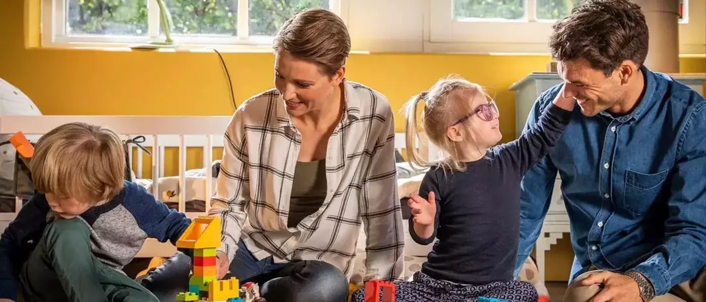 The Ultimate Brick-Building Experience for Family Bonding