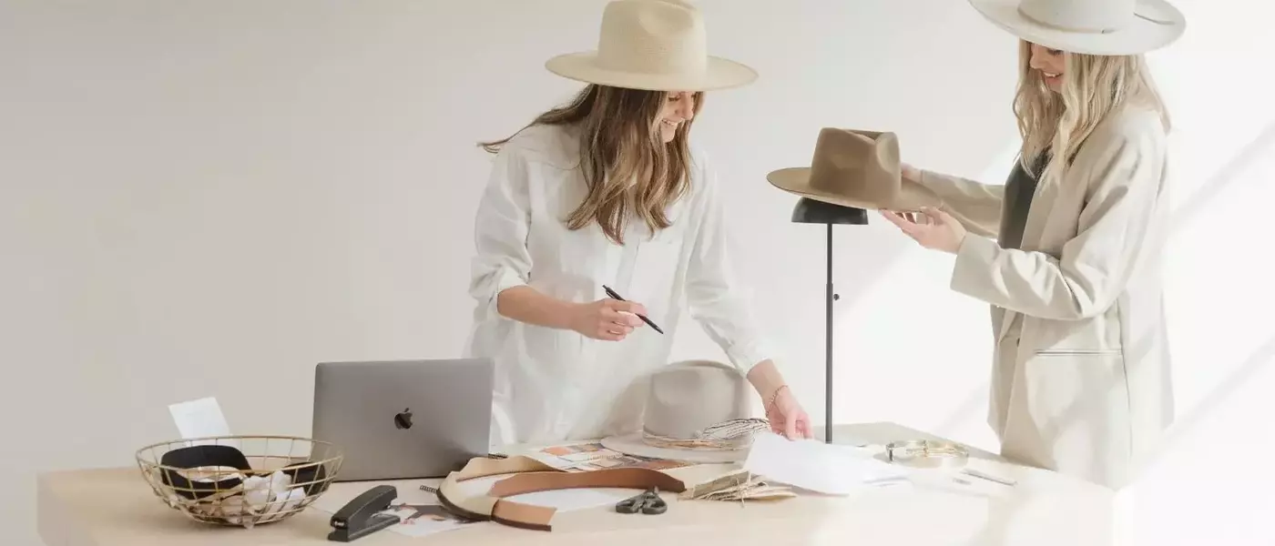 Top Hat Picks for Festival Season: Style & Function Combined