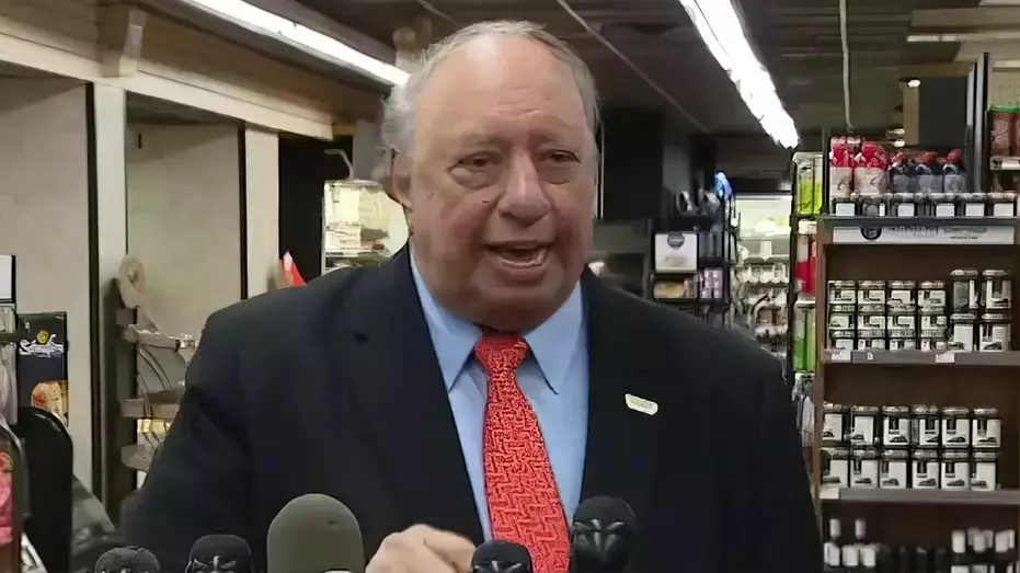 Grocery Chain CEO Warns Against City-Owned Supermarkets Amid NYC Mayoral Race