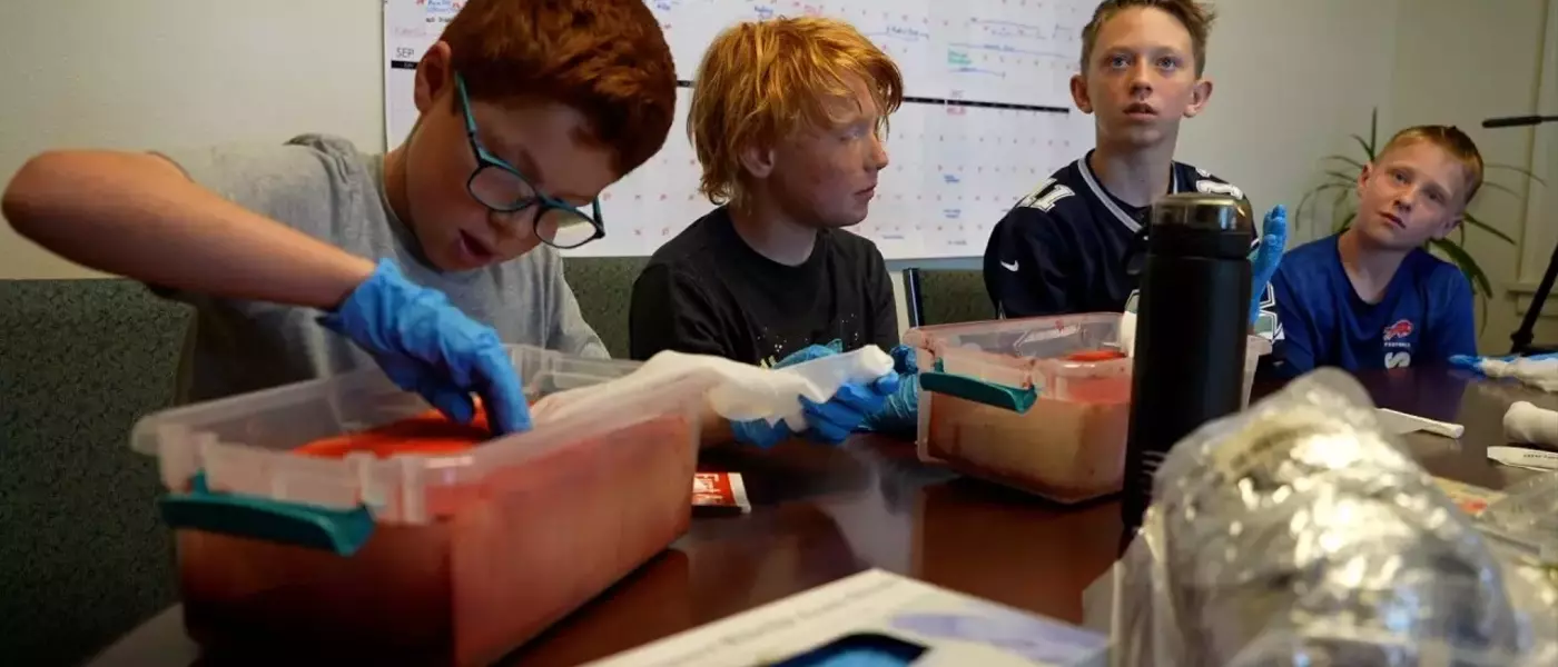 Empowering Youth: Teaching Wilderness First Aid to Young Adventurers