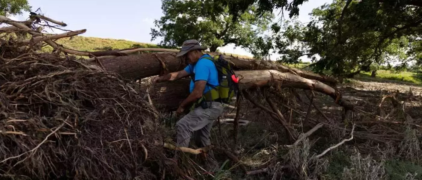 Cajun Navy Mobilizes for Texas Flood Recovery