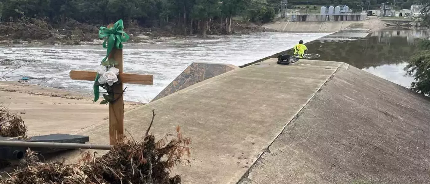 Texas Flash Flood Aftermath: The Search for the Missing Intensifies in Lakes