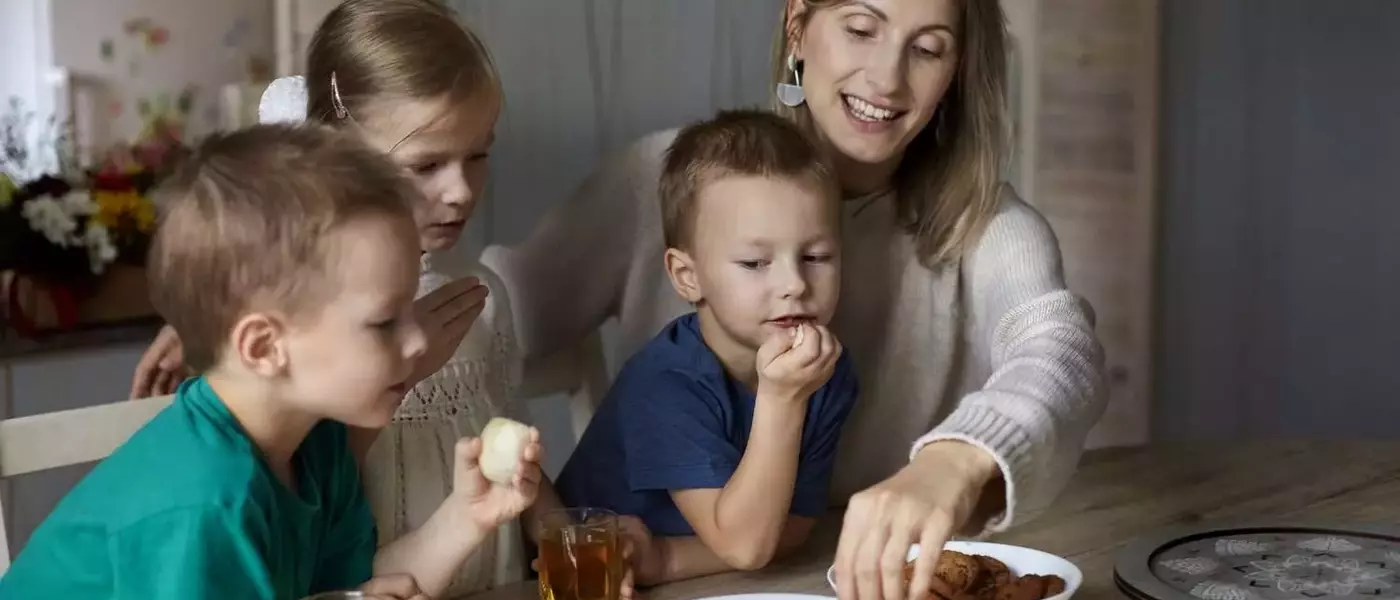 Crafting Nutritious and Appealing After-School Snacks for Children