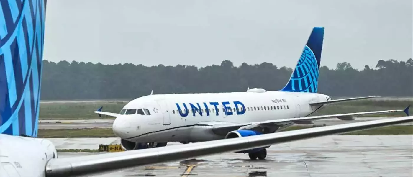 United Airlines Faces Widespread Disruptions Amidst Major Computer System Failure