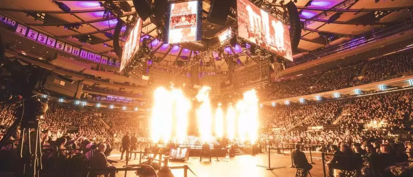 Dungeons & Dragons: From Living Room to Stadium Stages