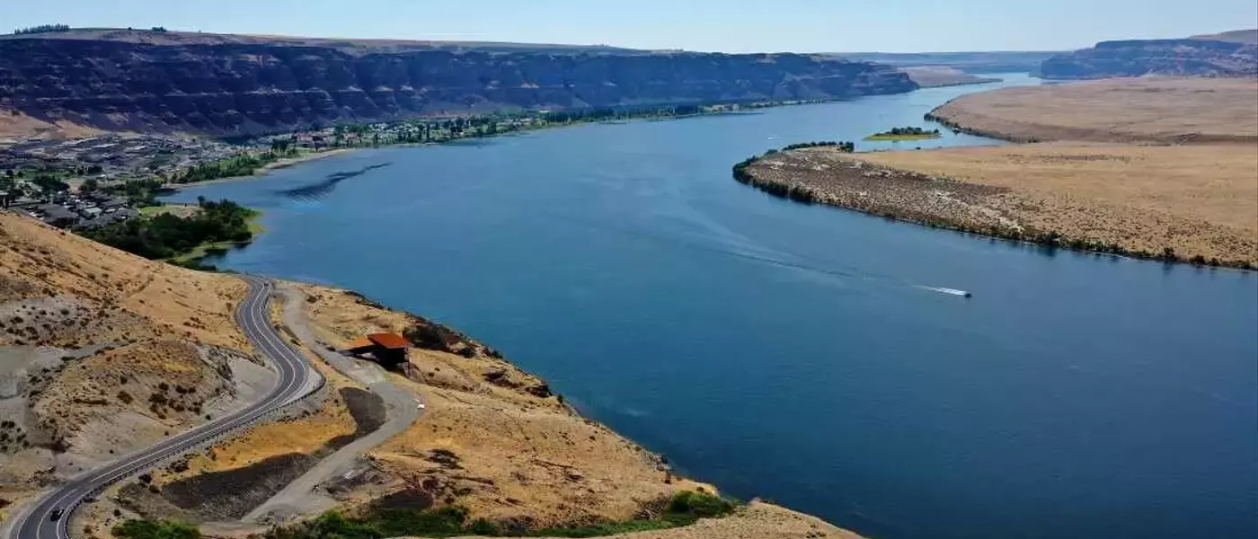 Washington's Data Center Boom: A Blessing or a Burden?