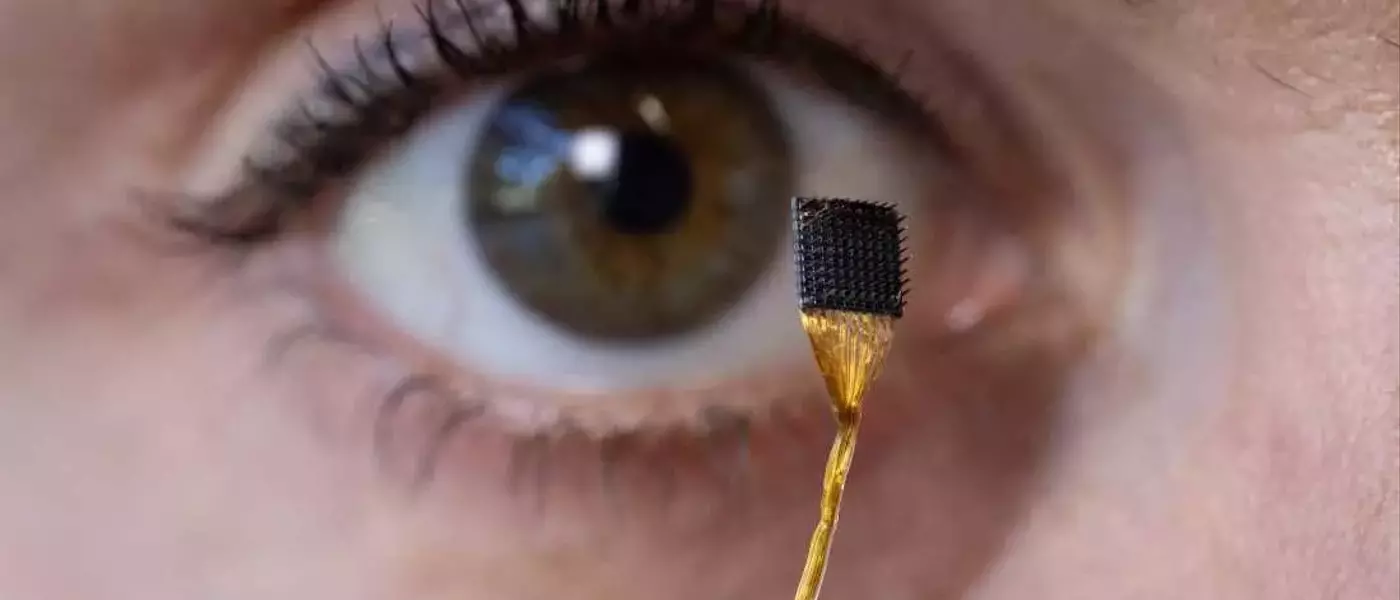 The Privacy Dilemma of Advanced Brain Implants: Unveiling the Mind's Inner Workings