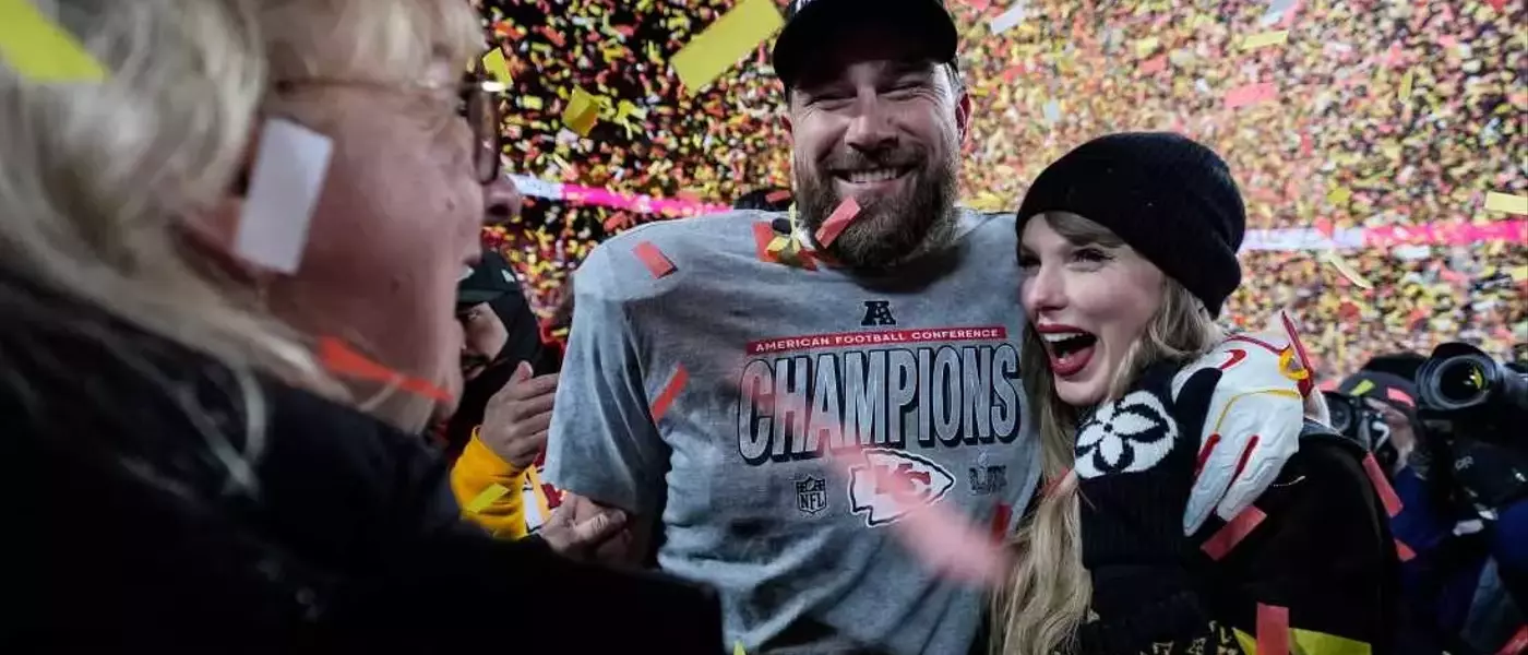 Pop Star Taylor Swift and NFL Tight End Travis Kelce Announce Engagement