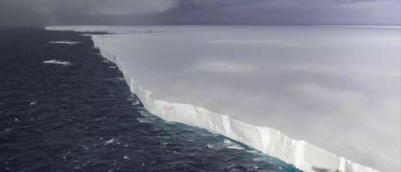The Grand Finale of Iceberg A23a: A Natural Spectacle Unfolds