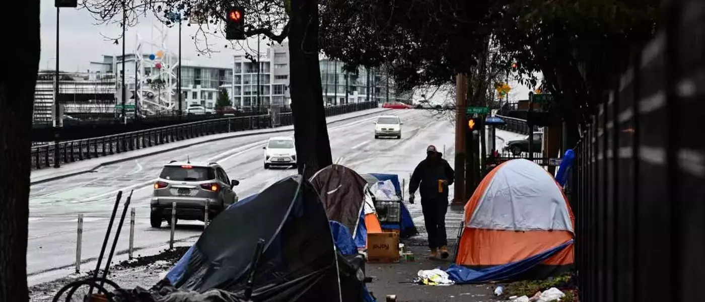 Bipartisan Consensus Emerges on Involuntary Treatment for Homeless Individuals