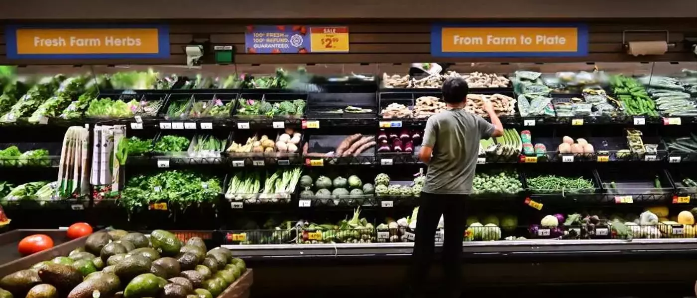 Inflation's Unexpected Slowdown: A Post-Shutdown Economic Report