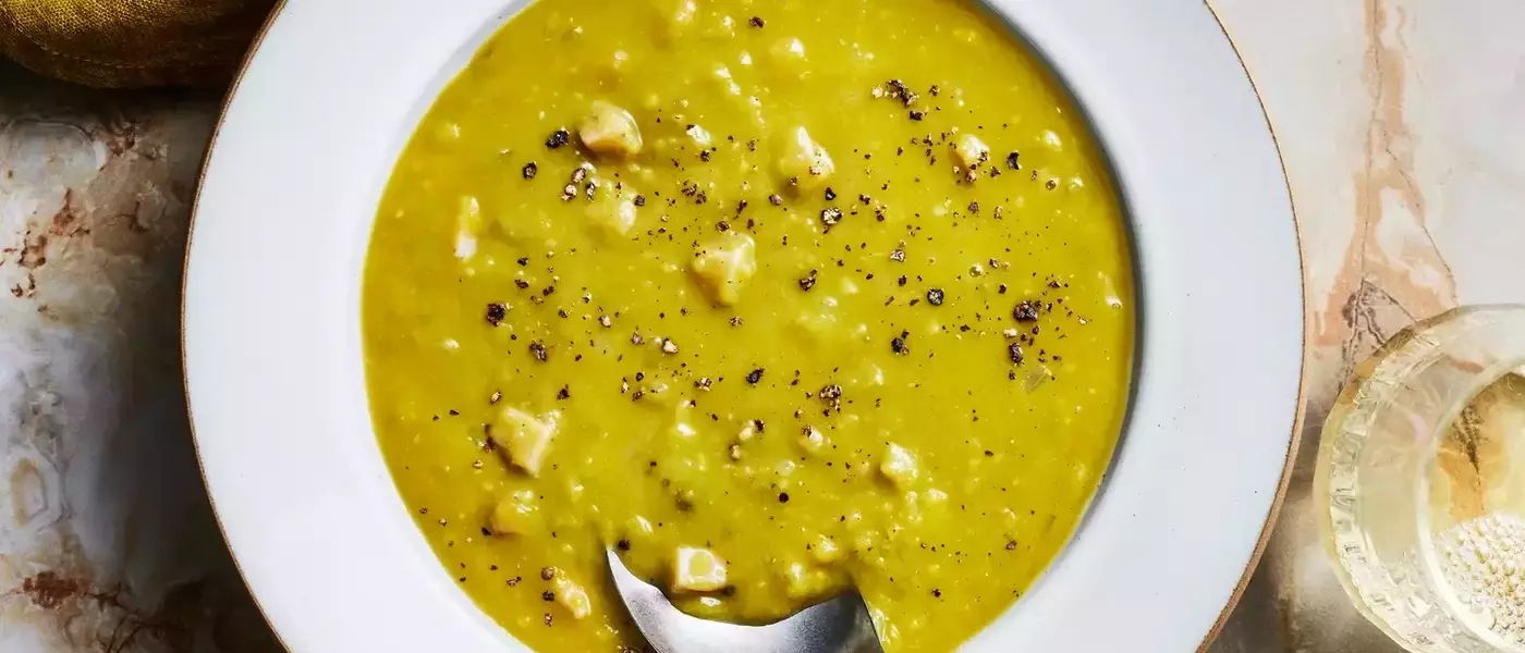 Quick and Easy Soups for Weeknight Dinners