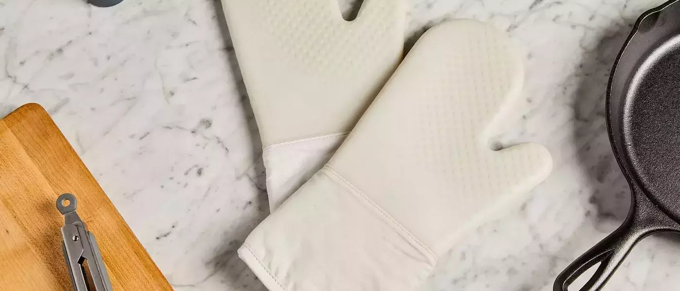 The Ultimate Mother's Day Gift: OXO Silicone Oven Mitts